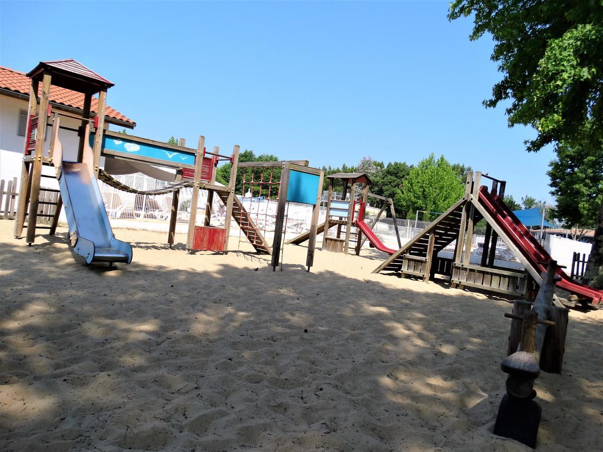 Camping Sunissim l'Airial By Locatour Hotel Soustons Esterno foto