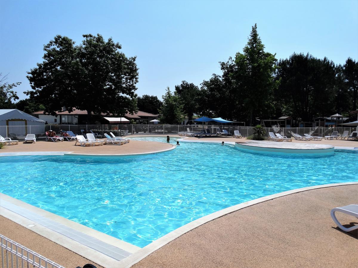 Camping Sunissim l'Airial By Locatour Hotel Soustons Esterno foto